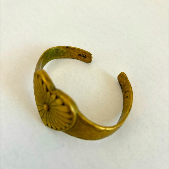 Chibi Jewels Heart Medallion Adjustable Brass Cuff Bracelet - Picture 4 of 12